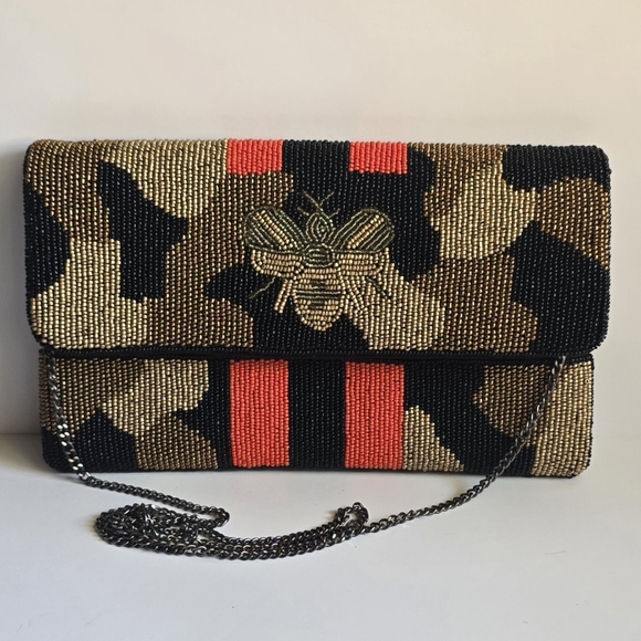 Shirdee Beaded Bee Camouflage Clutch with Chain Crossbody Strap - Picture 1 of 17